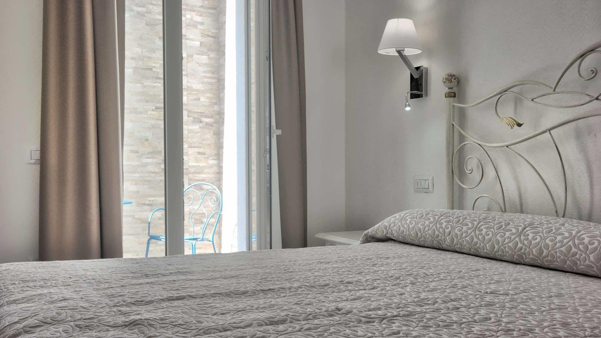 سانتا تيريزا غالّورا Smart Suite & Apartments المظهر الخارجي الصورة